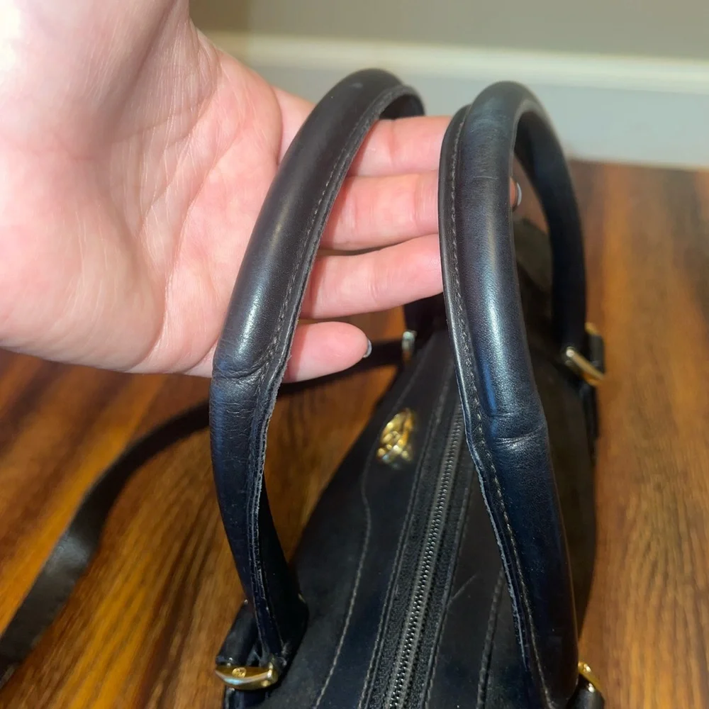 Vintage Black Gucci Boston Bag - Picture 4 of 16